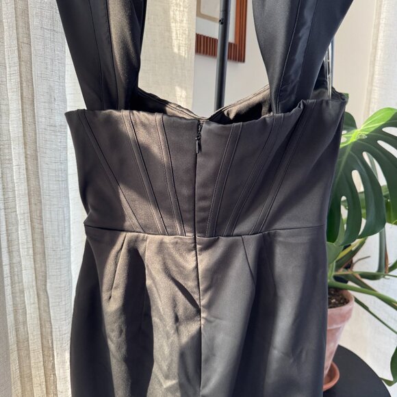 HOUSE OF CB Loretta Off-Shoulder Corset Satin Dress – Size L - Picture 10 of 15